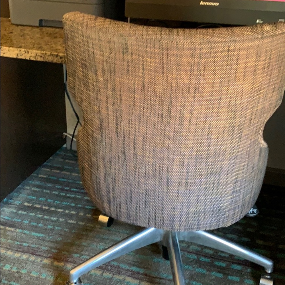 Meet your Posher, Gordon